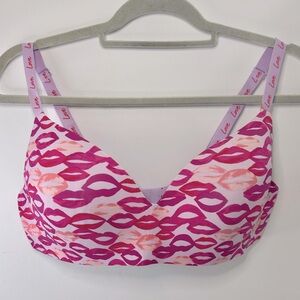 Victoria''s Secret T-Shirt Lightly Lined Wireless Pink Kiss Lips Bra 38D